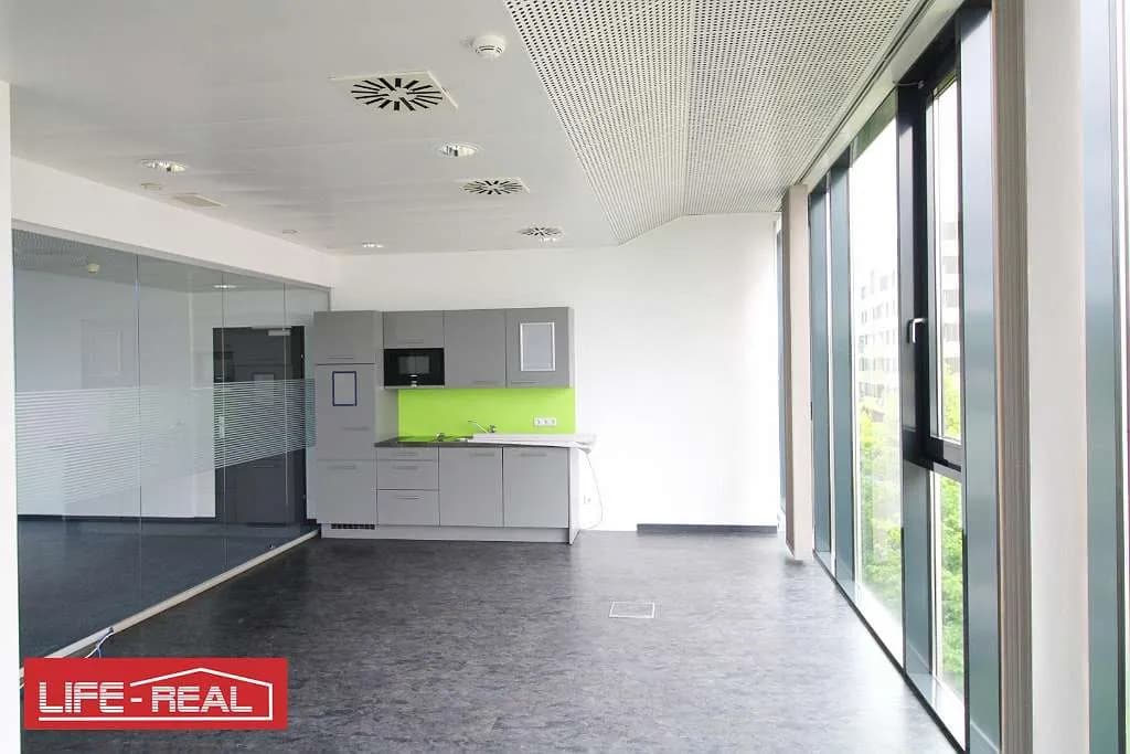 Gewerbeimmobilie mieten in Linz – 558 m², € 9.243 – Bild 13 von 27