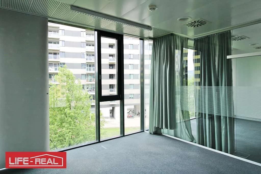 Gewerbeimmobilie mieten in Linz – 558 m², € 9.243 – Bild 19 von 27