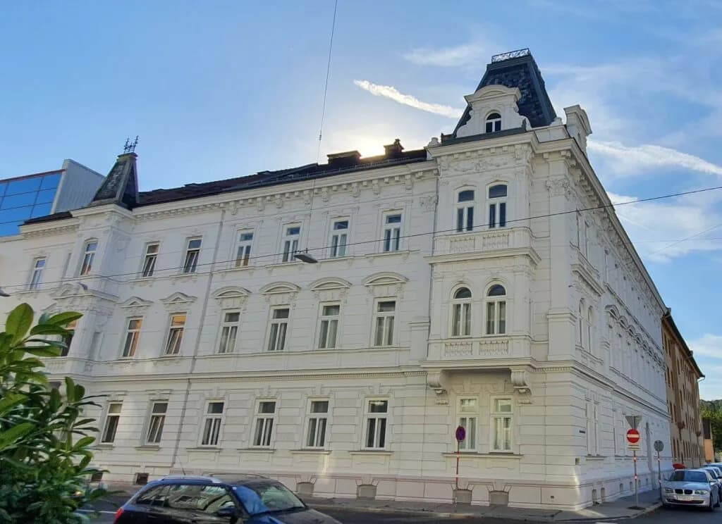 4-Zimmer-Wohnung mieten in Sankt Pölten – 170 m², € 1.370