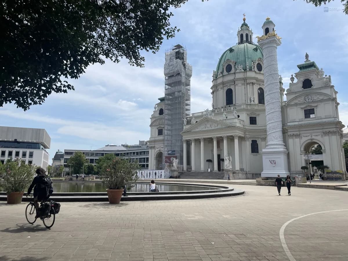 4-Zimmer-Wohnung mieten in Wien – 170 m², € 3.521