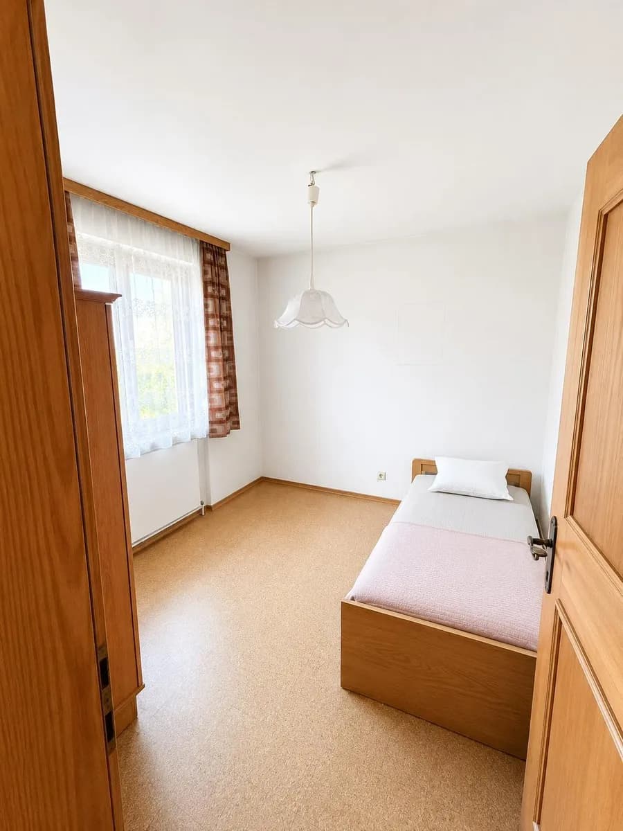 8-Zimmer-Gewerbeimmobilie kaufen in Vöcklabruck – 190 m², € 429.000 – Bild 10 von 14