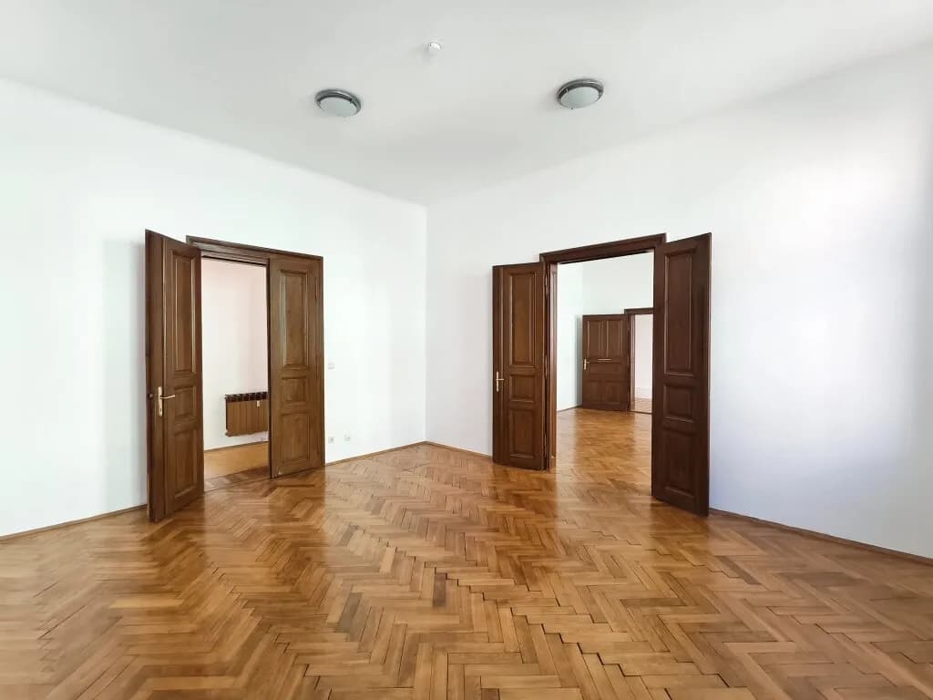 5-Zimmer-Wohnung mieten in Hollabrunn – 166,02 m², € 1.995 – Bild 8 von 33