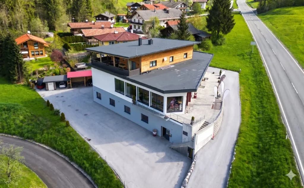 Gewerbeimmobilie kaufen in Kitzbühel – 1 116 m², € 2.525.000