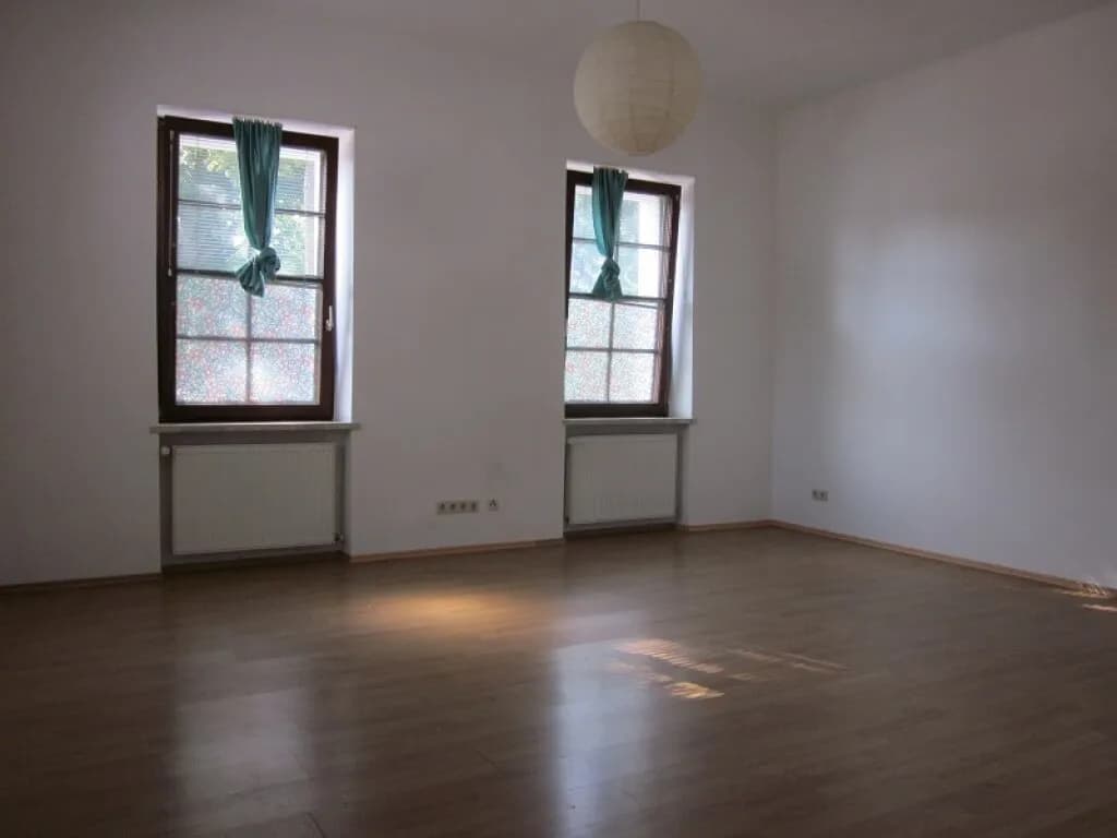 Gewerbeimmobilie kaufen in Bruck an der Leitha – 199 m², € 1.050.000 – Bild 2 von 5
