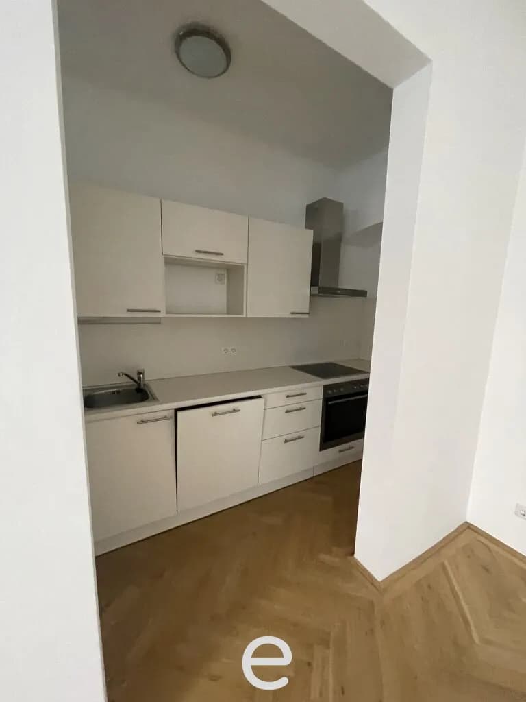 Gewerbeimmobilie kaufen in Wien – 2 056 m² – Bild 4 von 13