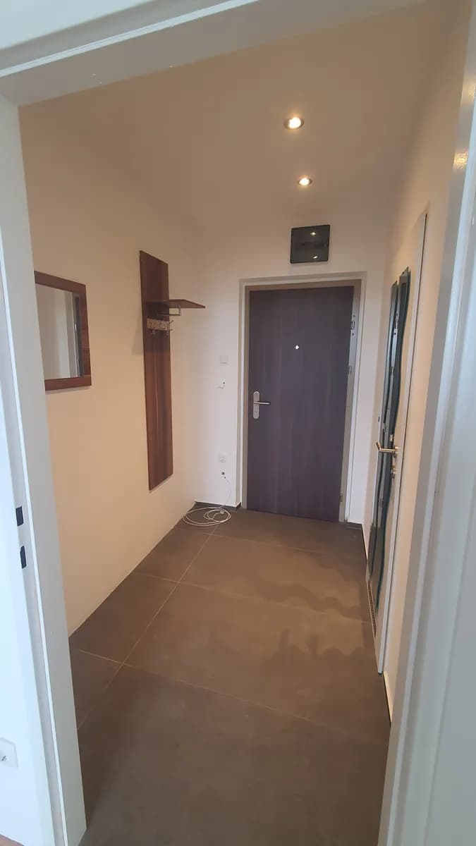 2-Zimmer-Wohnung kaufen in Linz – 30 m², € 155.000 – Bild 2 von 24