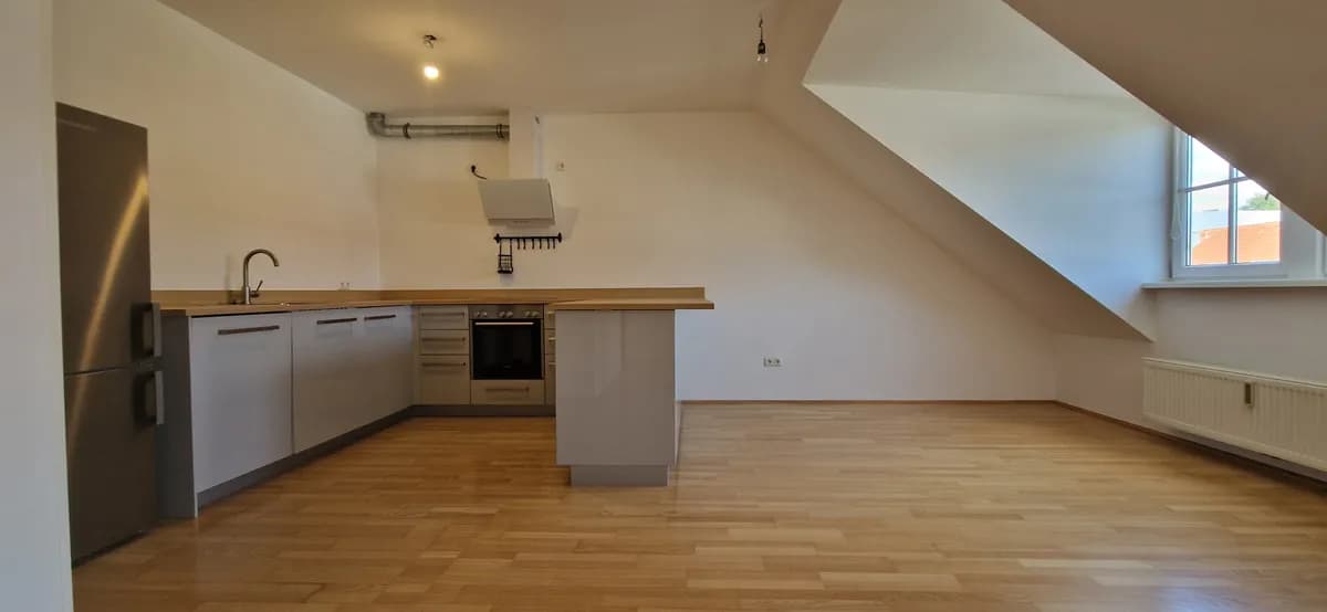 2-Zimmer-Wohnung mieten in Linz – 63 m², € 987 – Bild 6 von 16