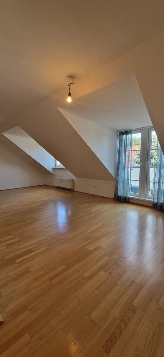 2-Zimmer-Wohnung mieten in Linz – 63 m², € 987 – Bild 7 von 16