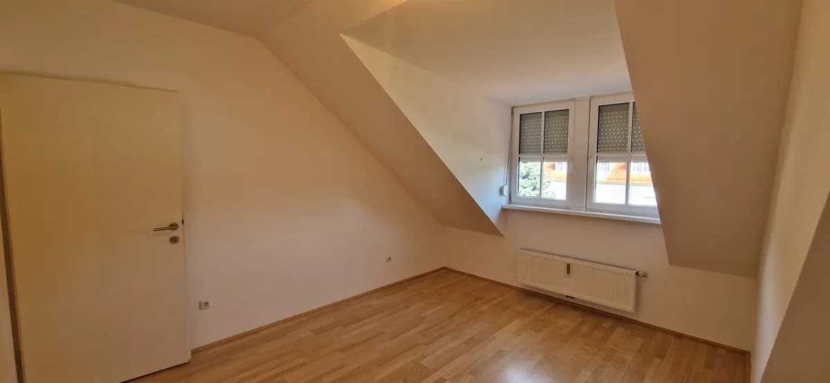 2-Zimmer-Wohnung mieten in Linz – 63 m², € 987 – Bild 10 von 16