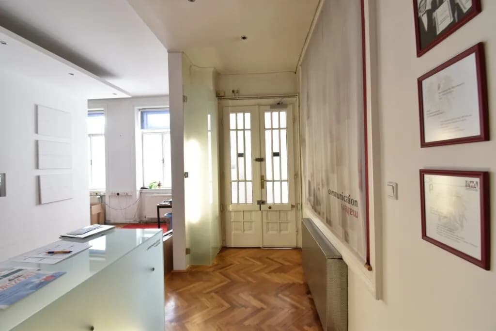 9-Zimmer-Gewerbeimmobilie mieten in Wien – 294 m², € 4.253 – Bild 2 von 11
