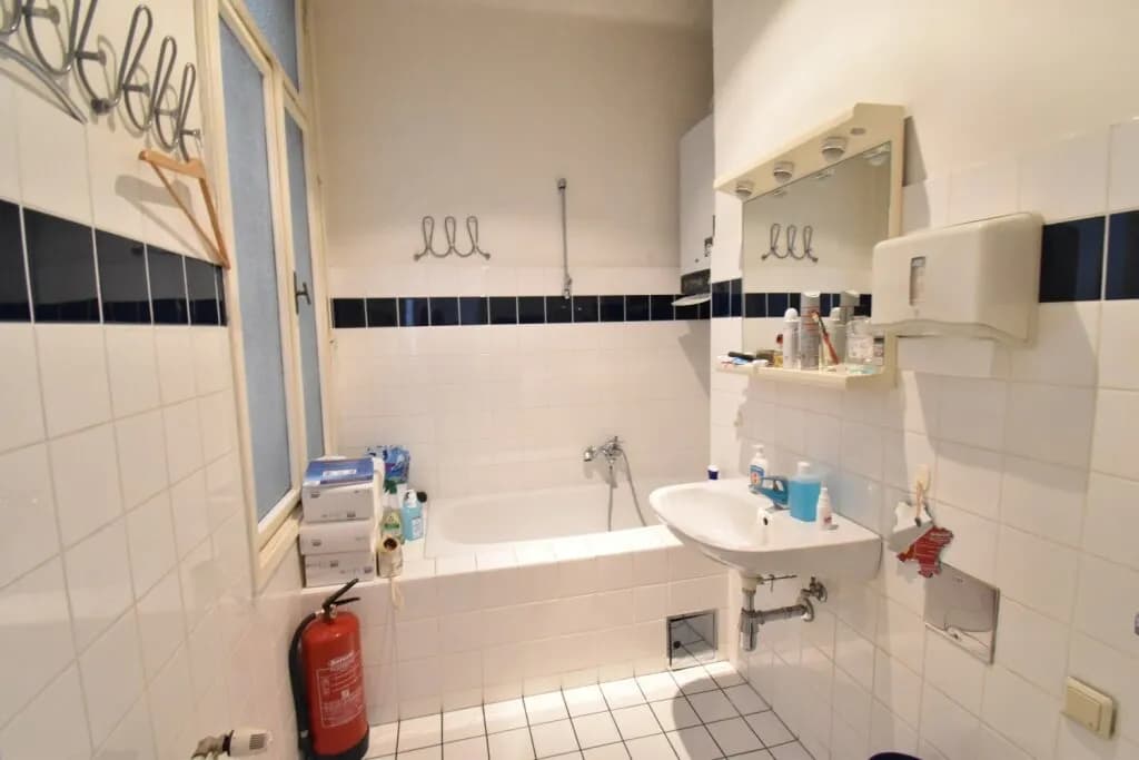 9-Zimmer-Gewerbeimmobilie mieten in Wien – 294 m², € 4.253 – Bild 7 von 11