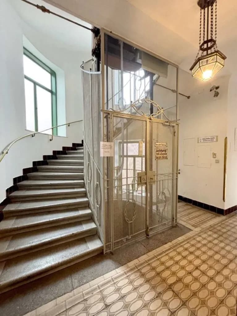 9-Zimmer-Gewerbeimmobilie mieten in Wien – 294 m², € 4.253 – Bild 9 von 11