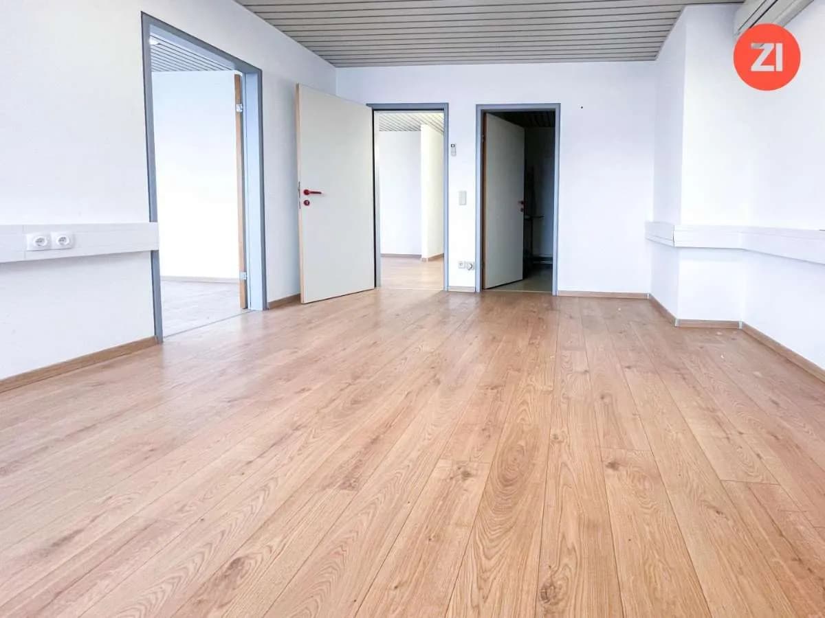 4-Zimmer-Gewerbeimmobilie mieten in Linz Land – 75 m², € 543 – Bild 5 von 11