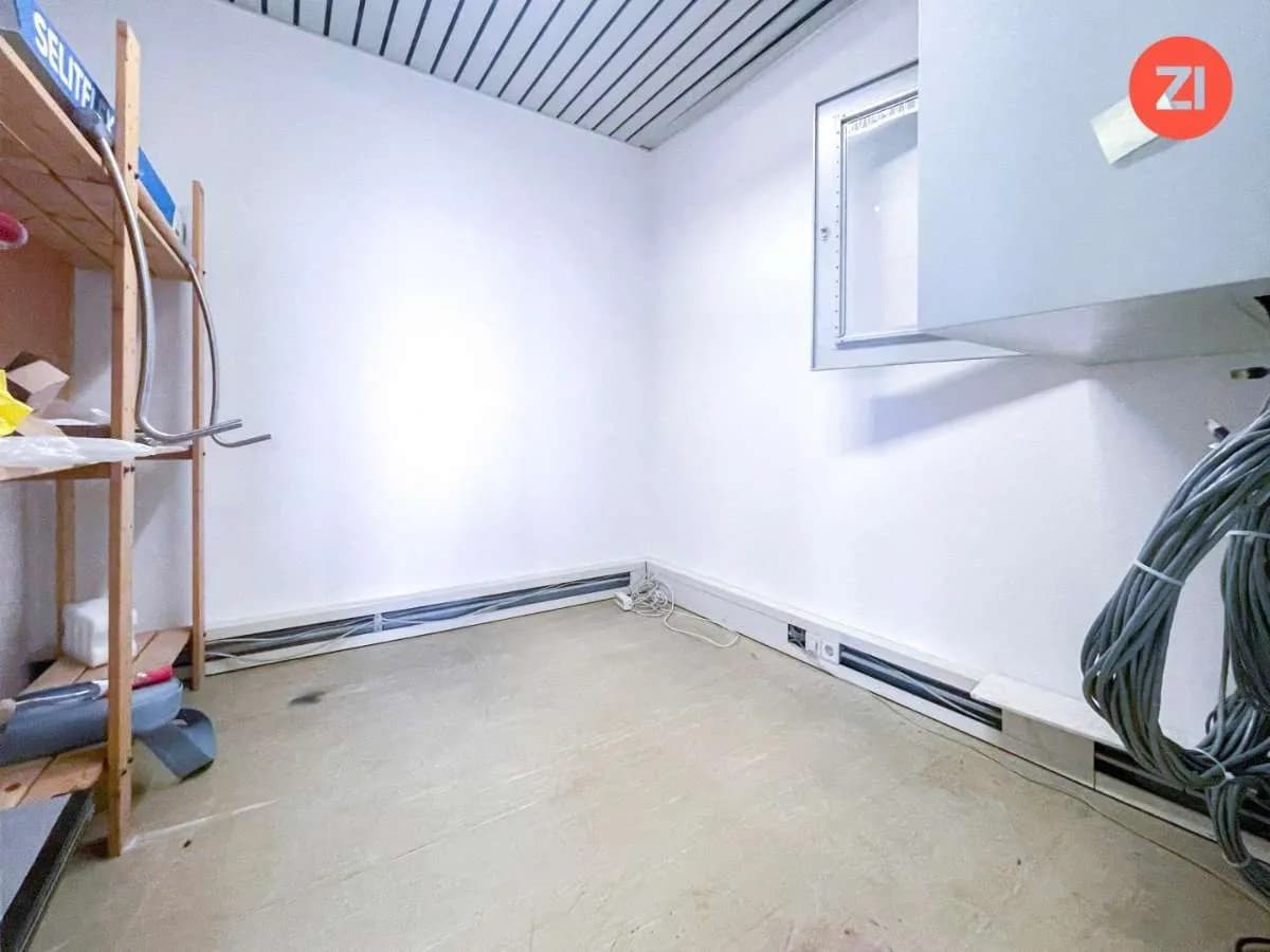 4-Zimmer-Gewerbeimmobilie mieten in Linz Land – 75 m², € 543 – Bild 8 von 11