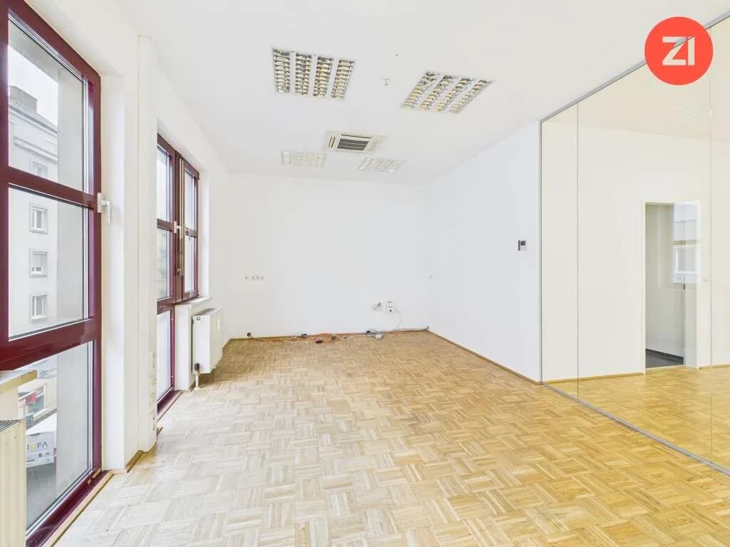 3-Zimmer-Gewerbeimmobilie mieten in Linz – 154 m², € 2.316 – Bild 6 von 10