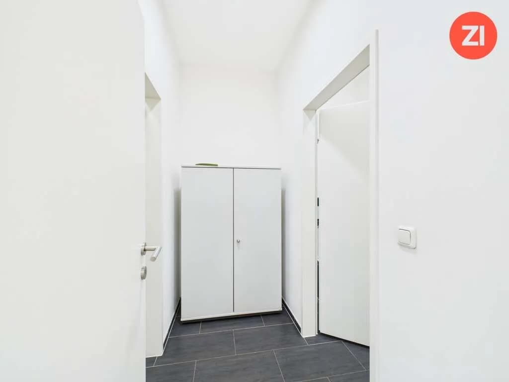 3-Zimmer-Gewerbeimmobilie mieten in Linz – 154 m², € 2.316 – Bild 9 von 10