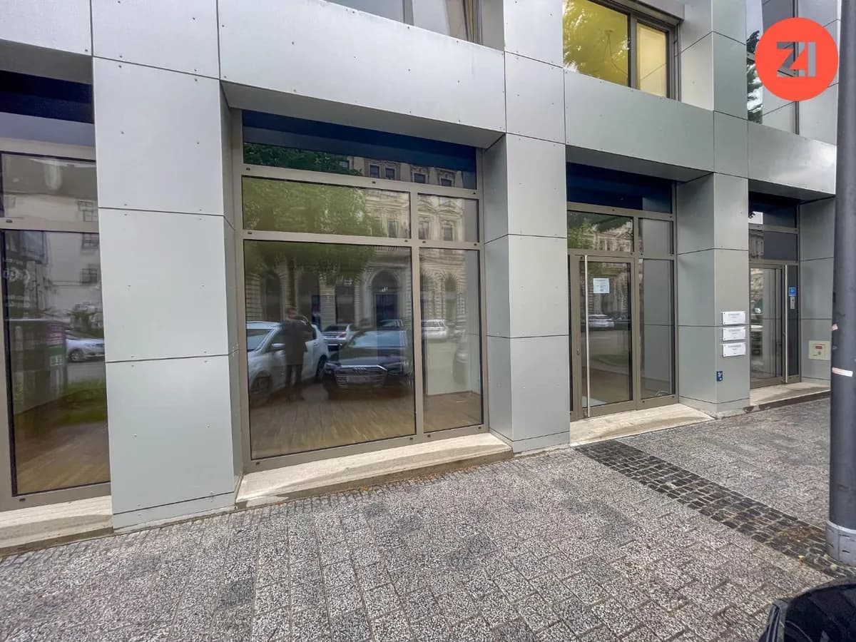 5-Zimmer-Gewerbeimmobilie mieten in Wels – 152 m², € 2.427 – Bild 12 von 14