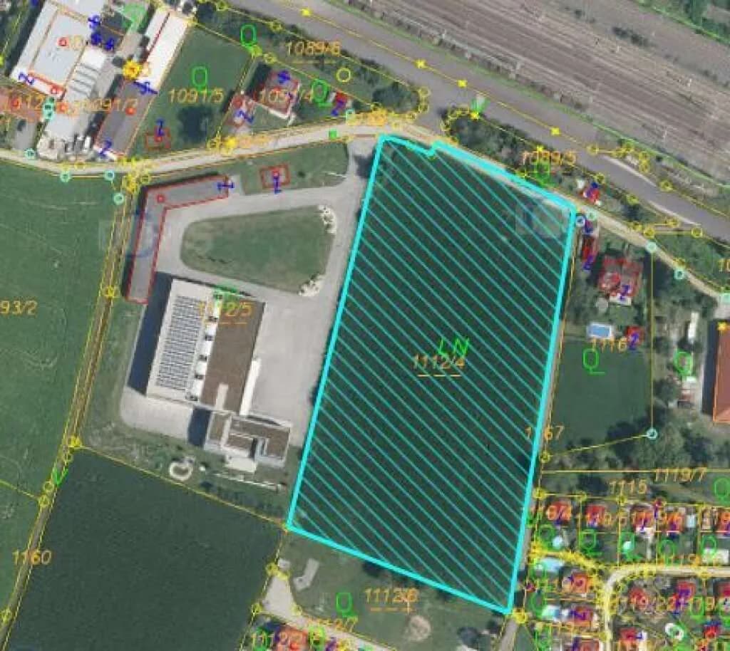 Immobilie kaufen in Linz Land – 12 431 m², € 3.107.750