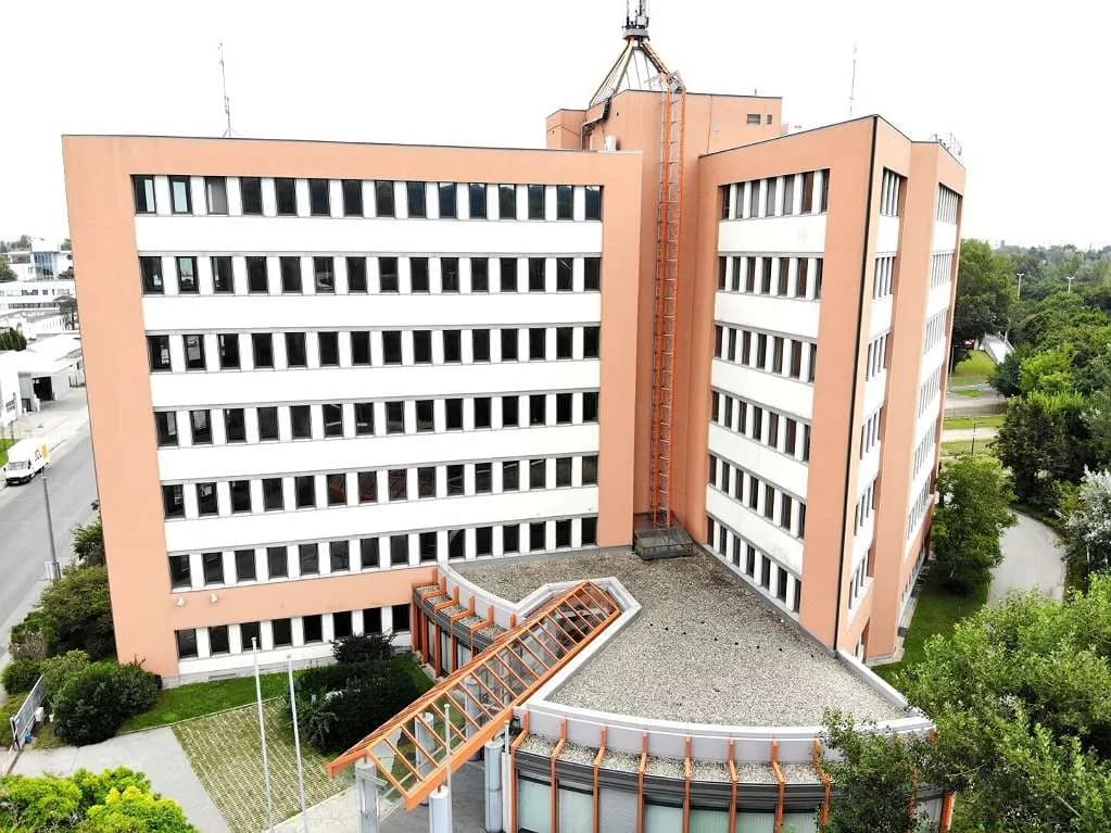 Gewerbeimmobilie mieten in Wien – 4 725 m², € 62.843 – Bild 9 von 10