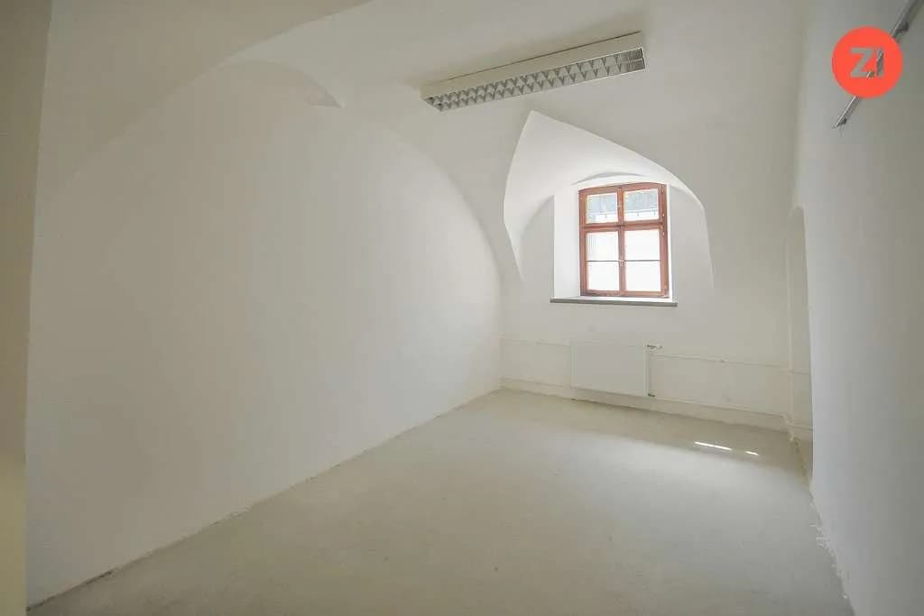 Gewerbeimmobilie mieten in Linz – 466 m², € 4.427 – Bild 3 von 15
