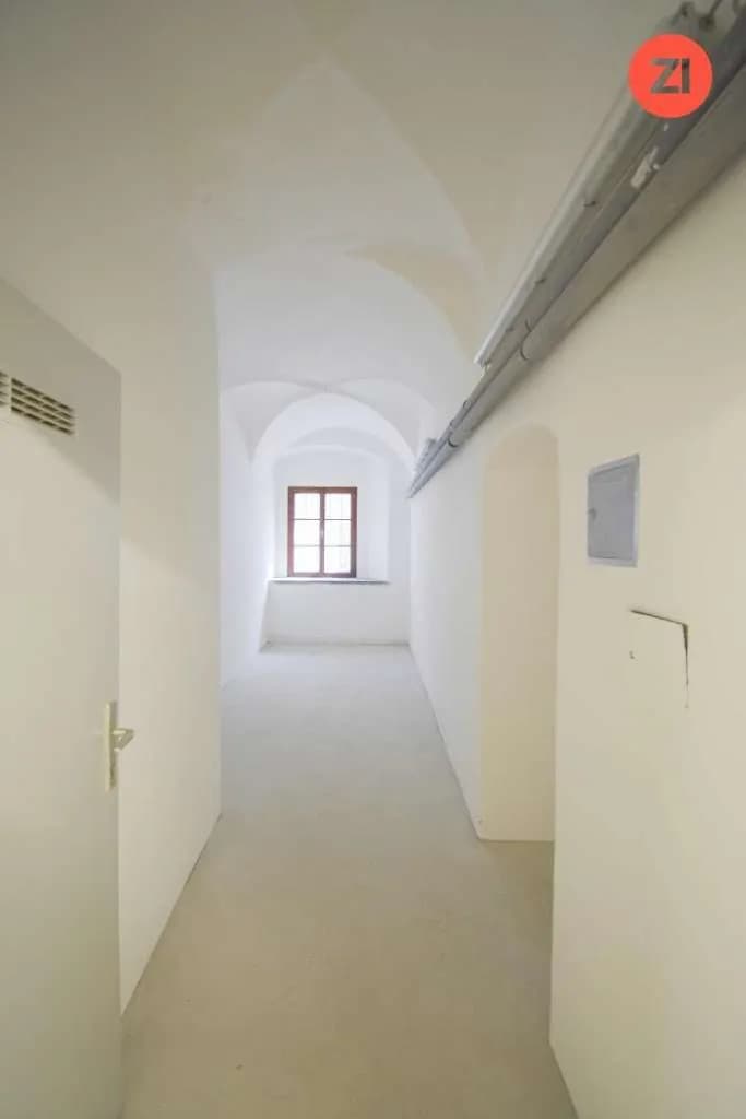 Gewerbeimmobilie mieten in Linz – 466 m², € 4.427 – Bild 4 von 15