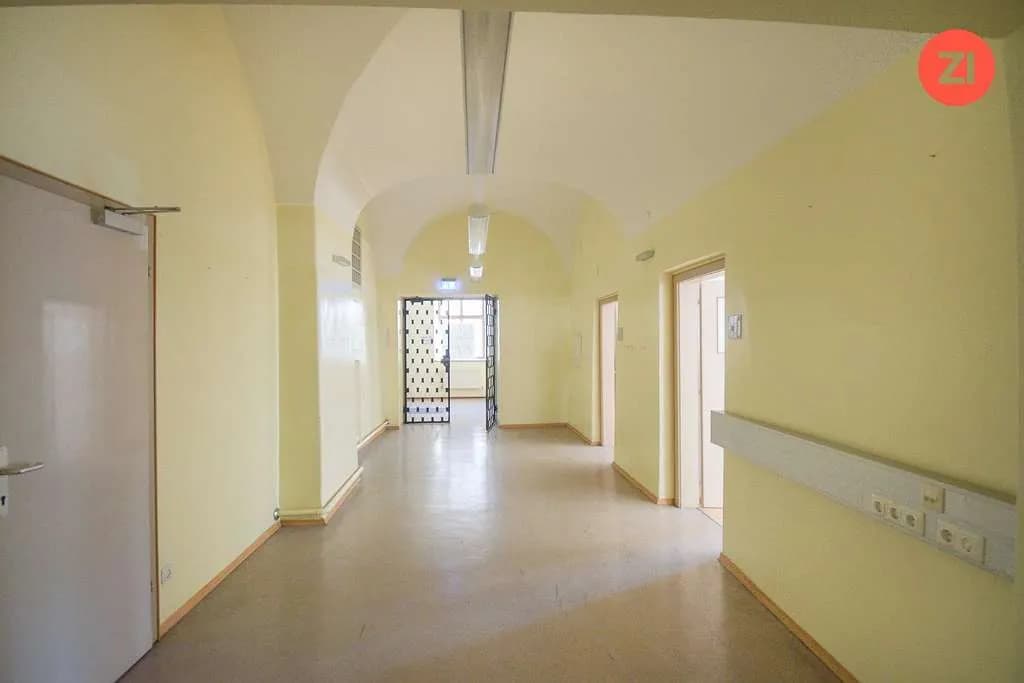 Gewerbeimmobilie mieten in Linz – 466 m², € 4.427 – Bild 8 von 15