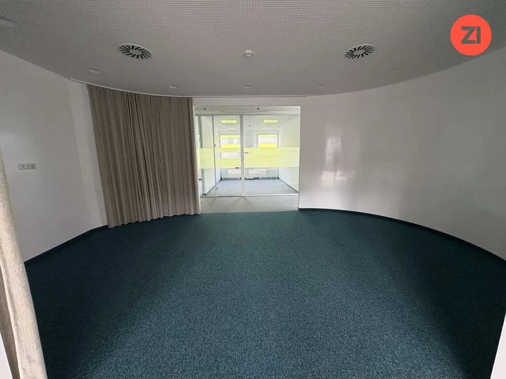 Gewerbeimmobilie mieten in Linz – 1 369 m², € 24.647 – Bild 14 von 24