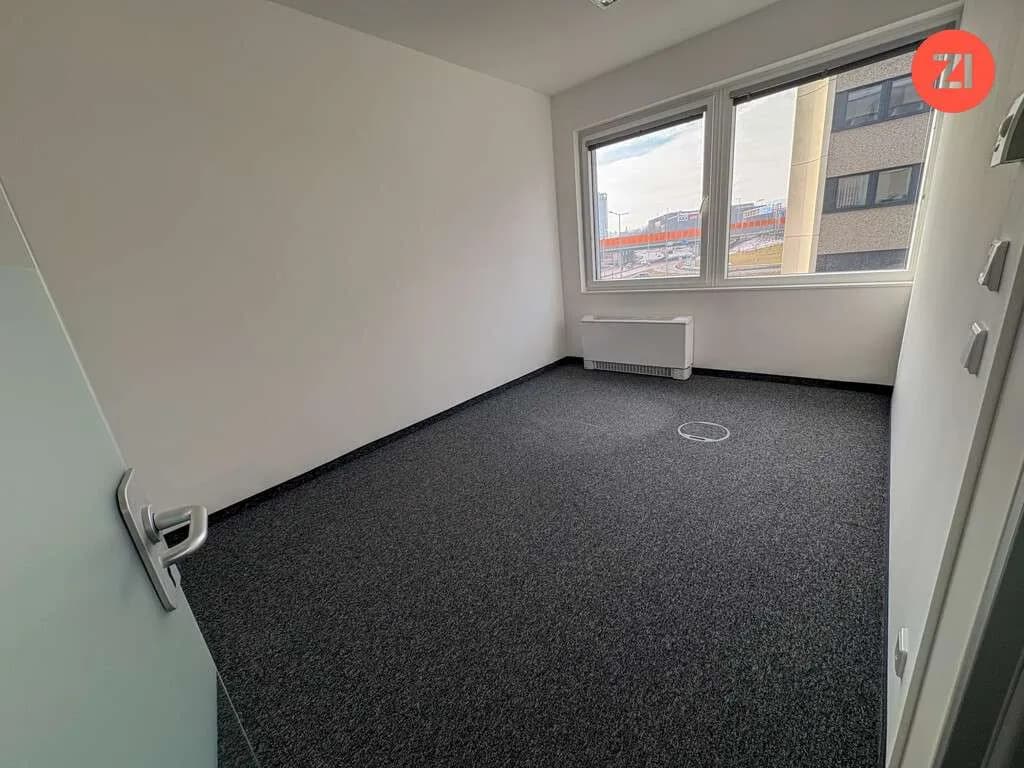Gewerbeimmobilie mieten in Linz – 1 369 m², € 24.647 – Bild 18 von 24