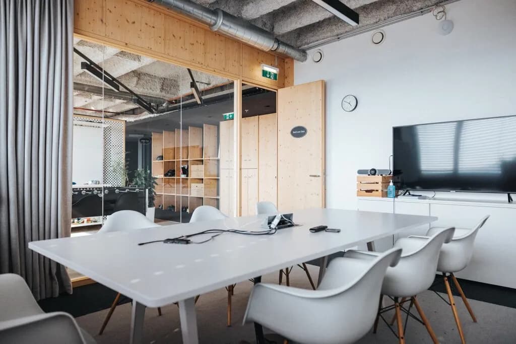 Gewerbeimmobilie mieten in Salzburg Stadt – 335 m², € 7.700 – Bild 3 von 17