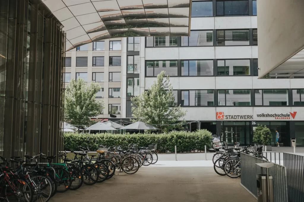 Gewerbeimmobilie mieten in Salzburg Stadt – 335 m², € 7.700 – Bild 10 von 17