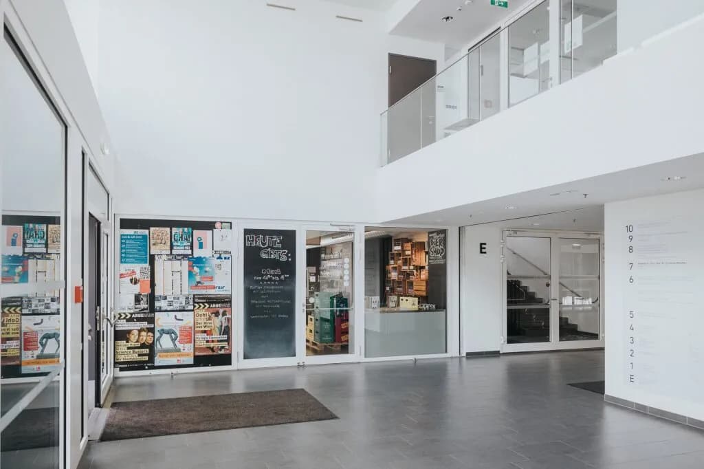 Gewerbeimmobilie mieten in Salzburg Stadt – 335 m², € 7.700 – Bild 14 von 17