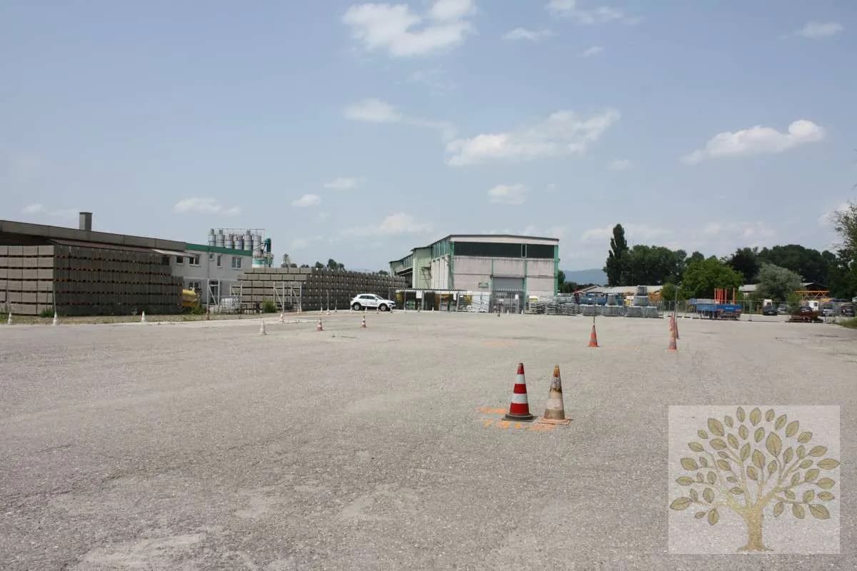 Immobilie mieten in Klagenfurt – 1 000 m², € 1