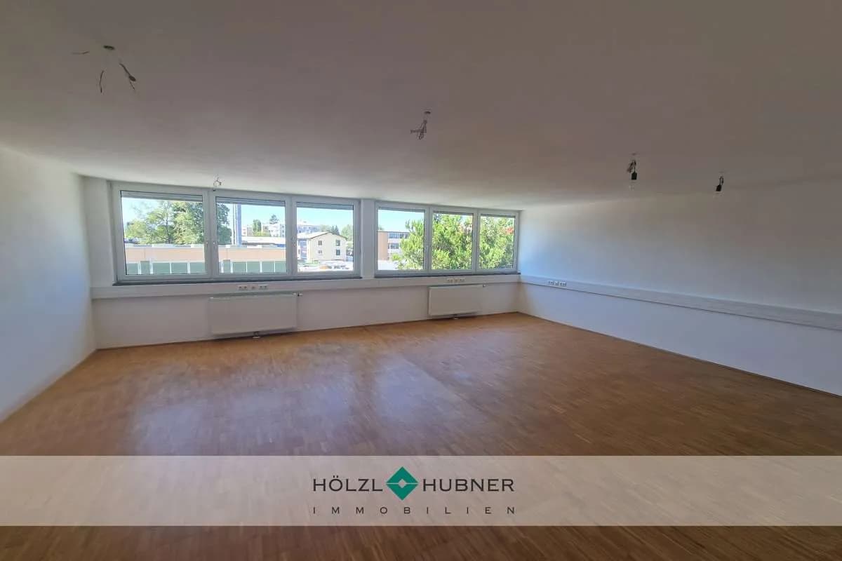 Gewerbeimmobilie mieten in Salzburg Stadt – 51 m², € 1.042