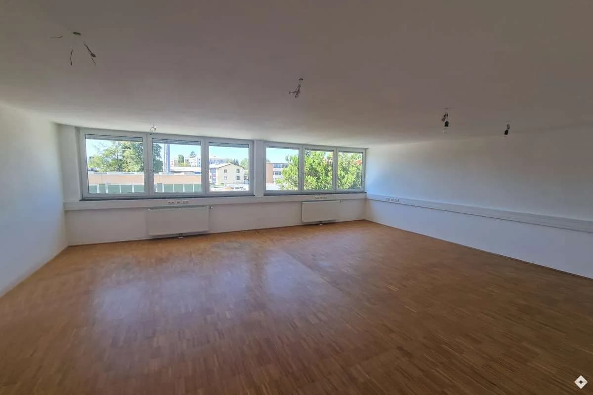 Gewerbeimmobilie mieten in Salzburg Stadt – 51 m², € 1.042 – Bild 2 von 7