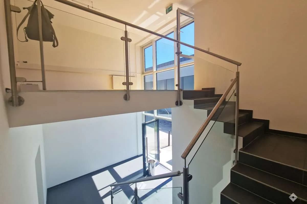 Gewerbeimmobilie mieten in Salzburg Stadt – 51 m², € 1.042 – Bild 3 von 7