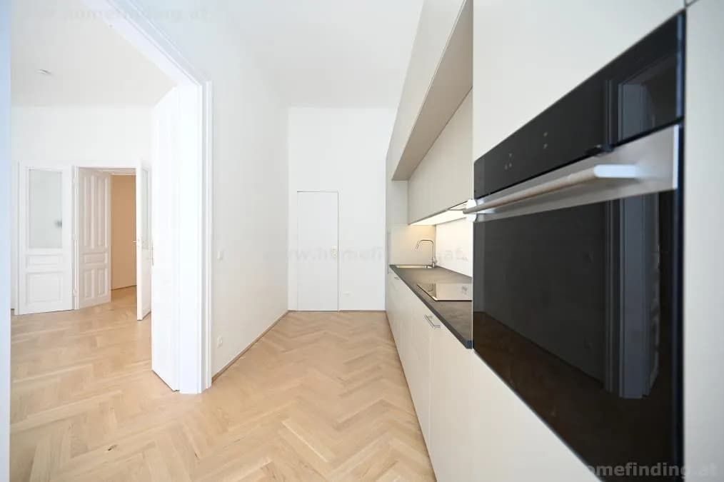 6-Zimmer-Wohnung mieten in Wien – 214,55 m², € 4.995 – Bild 2 von 14