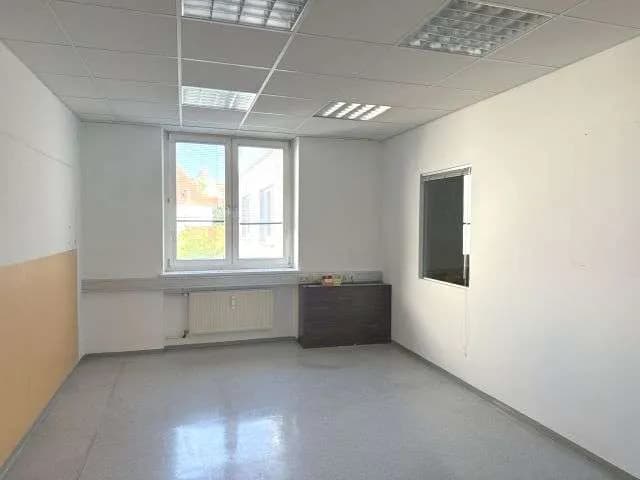 8-Zimmer-Gewerbeimmobilie mieten in Krems an der Donau – 240 m² – Bild 3 von 7