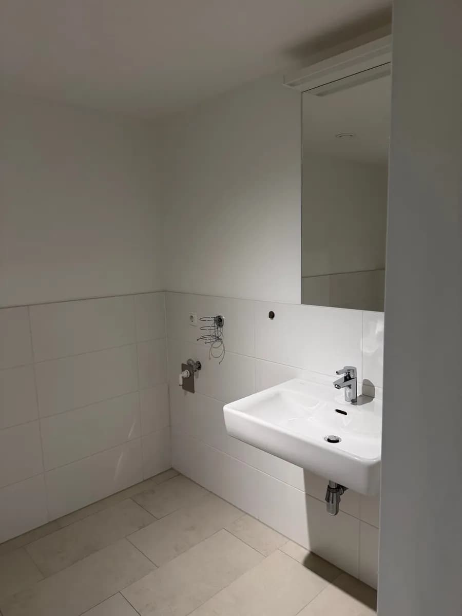 1-Zimmer-Wohnung mieten in Innsbruck – 29 m², € 1.150 – Bild 6 von 8