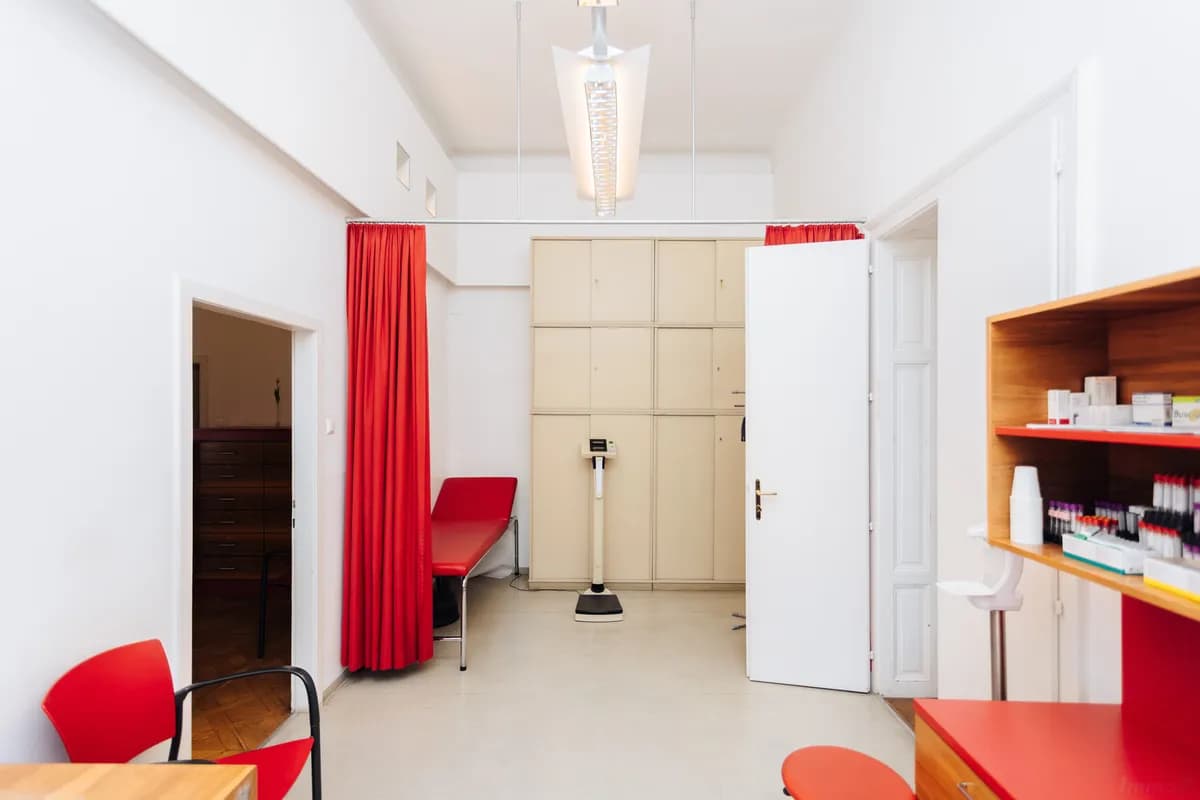 7-Zimmer-Gewerbeimmobilie mieten in Graz – 180 m², € 2.432 – Bild 12 von 27