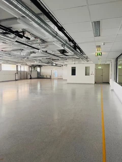 Gewerbeimmobilie mieten in Jennersdorf – 714 m²