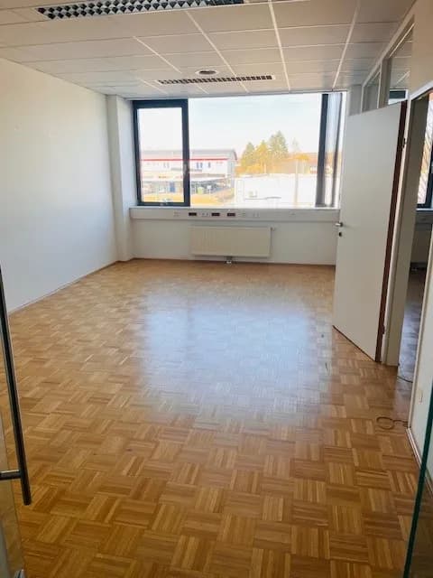 Gewerbeimmobilie mieten in Jennersdorf – 714 m² – Bild 3 von 6