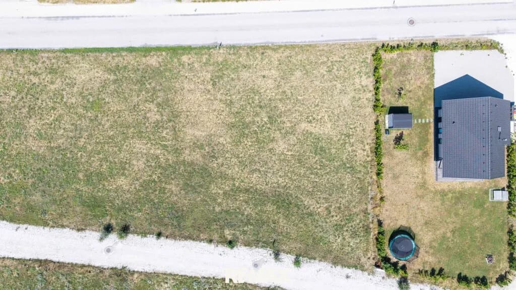 Grundstück kaufen in Gmunden – 877 m², € 157.860 – Bild 2 von 8