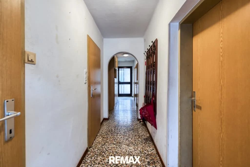 6-Zimmer-Haus kaufen in Vöcklabruck – 124 m², € 219.000 – Bild 5 von 26