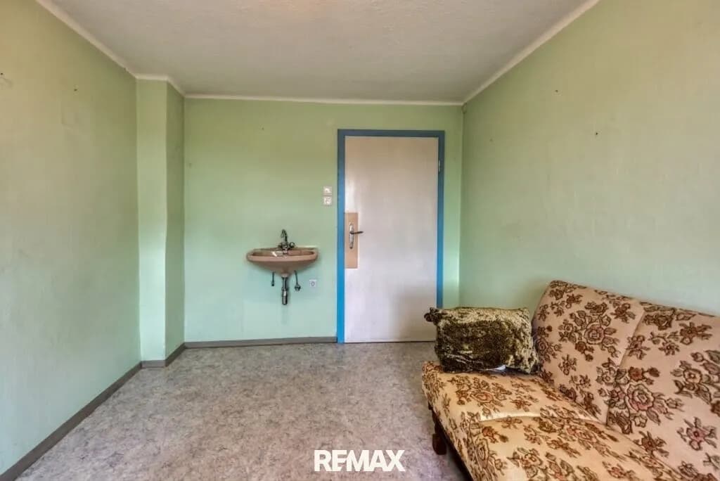 6-Zimmer-Haus kaufen in Vöcklabruck – 124 m², € 219.000 – Bild 10 von 26