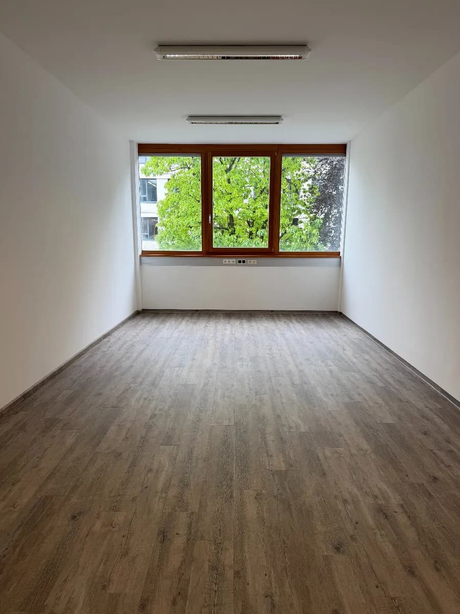 Gewerbeimmobilie mieten in Graz – 32 m², € 16 – Bild 2 von 10
