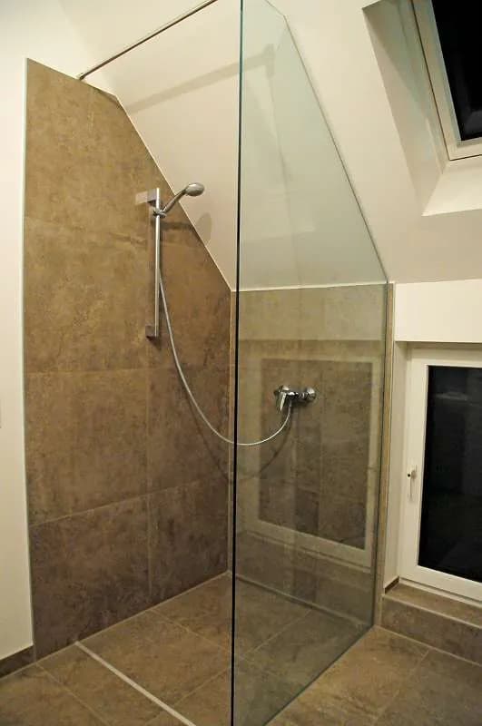 4-Zimmer-Haus mieten in Wien – 220 m², € 2.250 – Bild 11 von 37