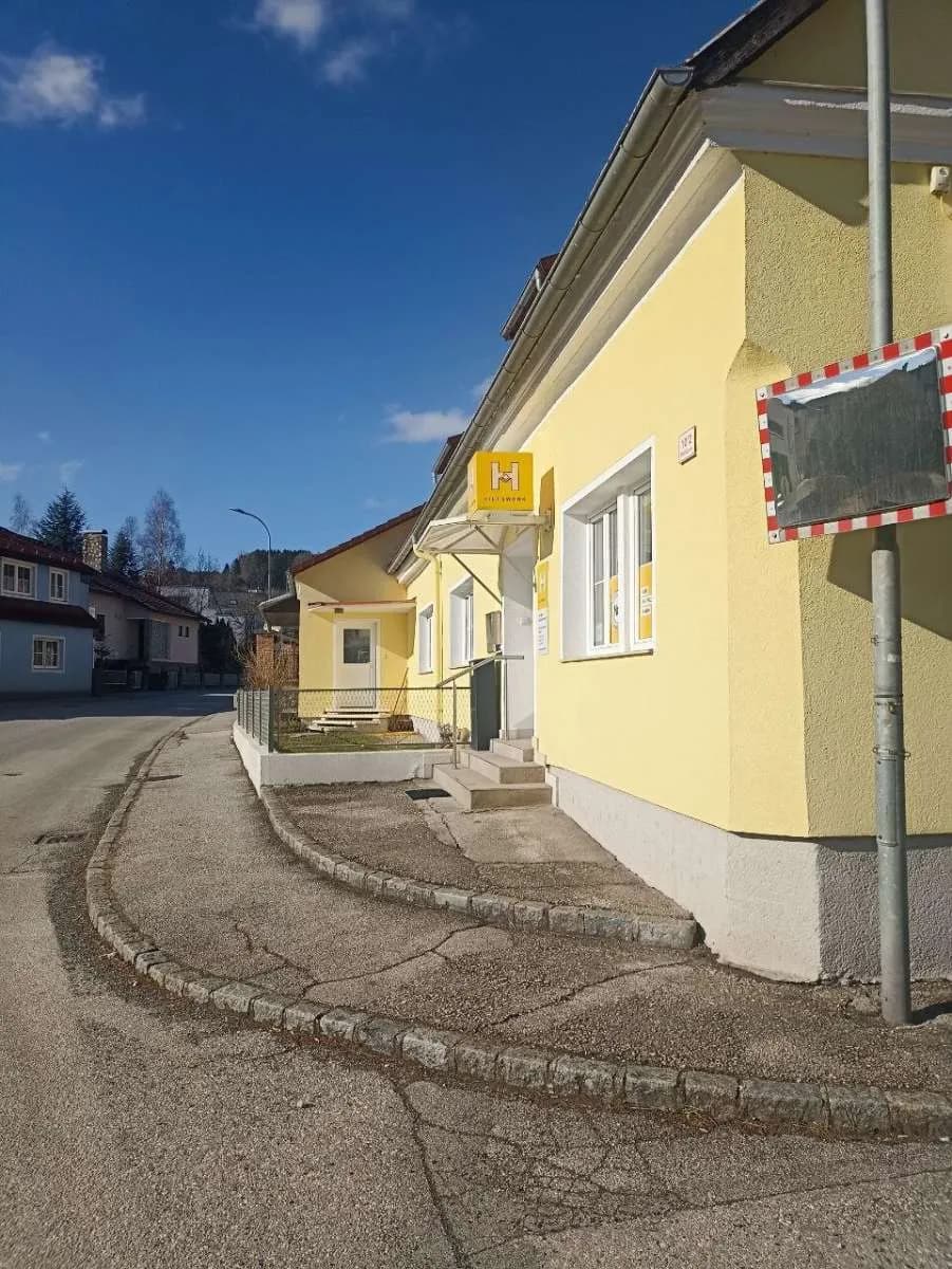 9-Zimmer-Haus kaufen in Neunkirchen – 235 m², € 425.000 – Bild 4 von 33