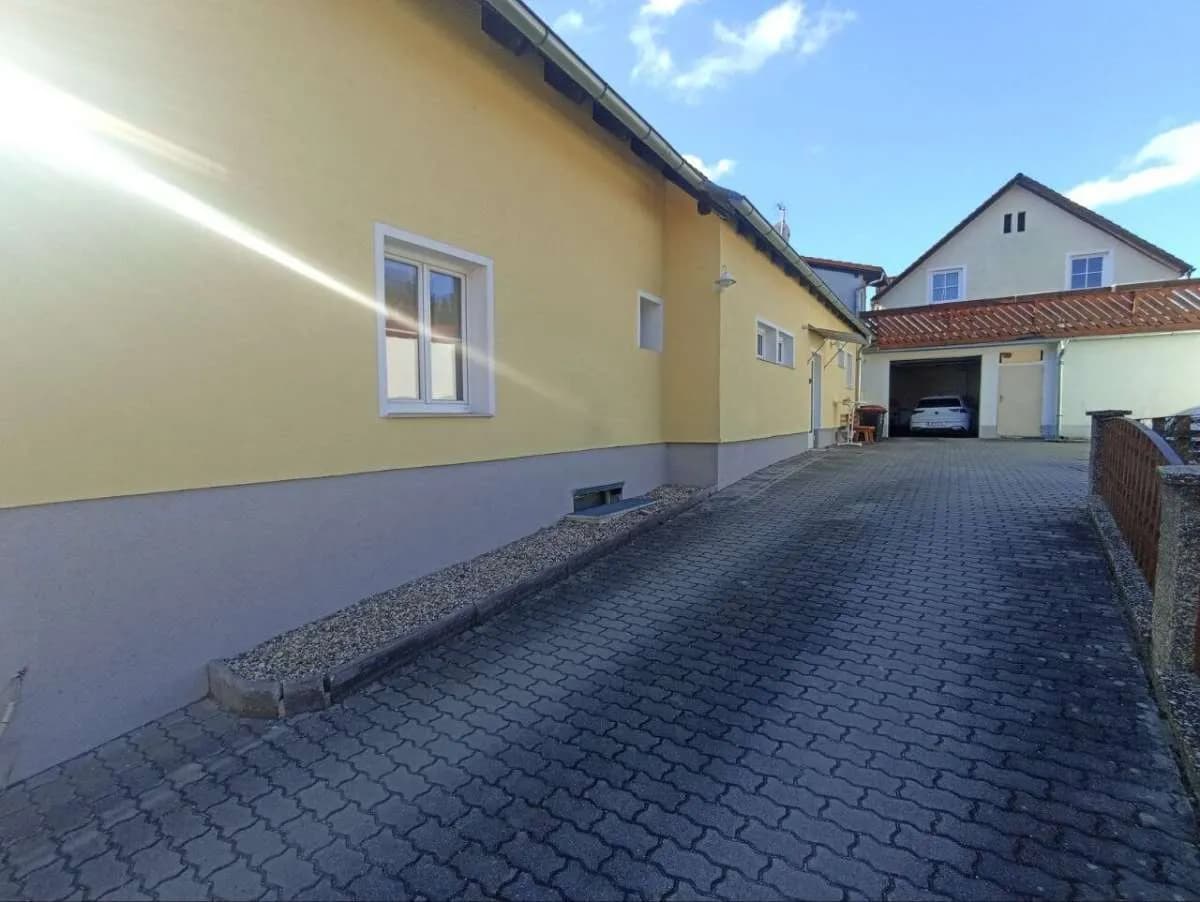 9-Zimmer-Haus kaufen in Neunkirchen – 235 m², € 425.000 – Bild 6 von 33