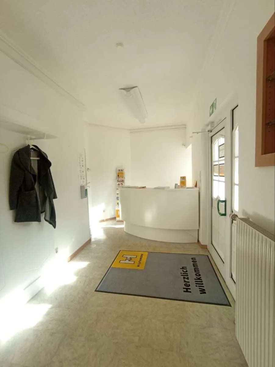 9-Zimmer-Haus kaufen in Neunkirchen – 235 m², € 425.000 – Bild 8 von 33