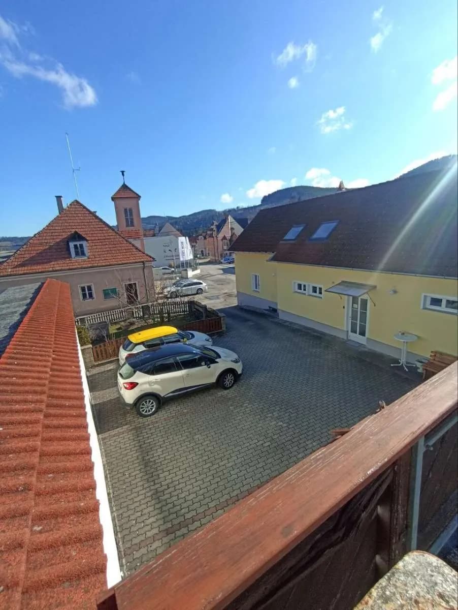 9-Zimmer-Haus kaufen in Neunkirchen – 235 m², € 425.000 – Bild 32 von 33